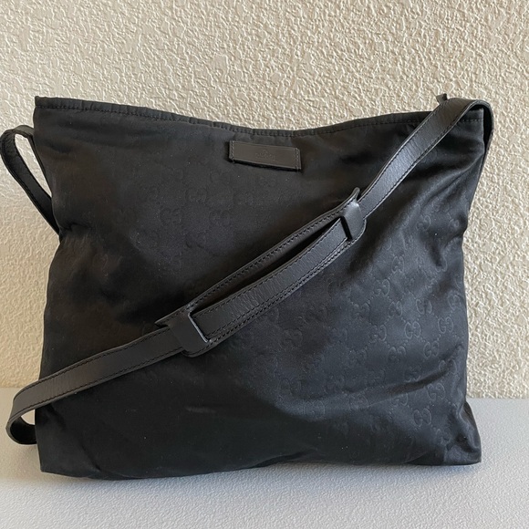 Gucci messenger bag - Picture 1 of 11